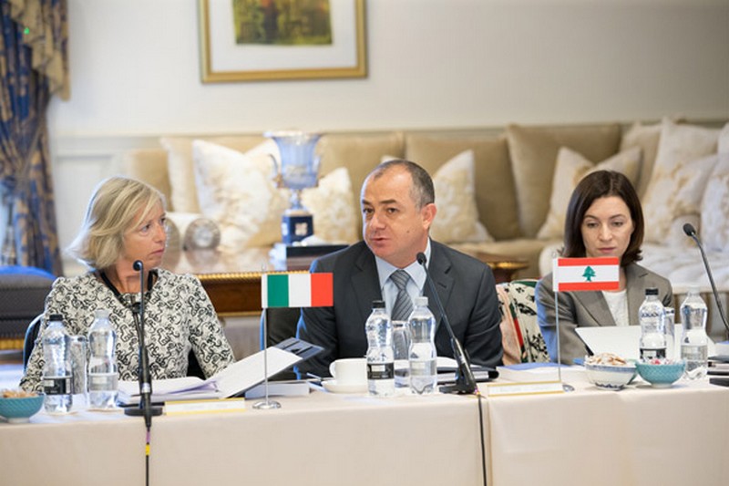 Lebanon's Elias Bou Saab Joins Call to Enshrine International Education Aid in Law